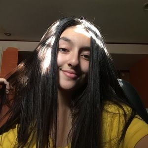 Meet your Posher, Sonia